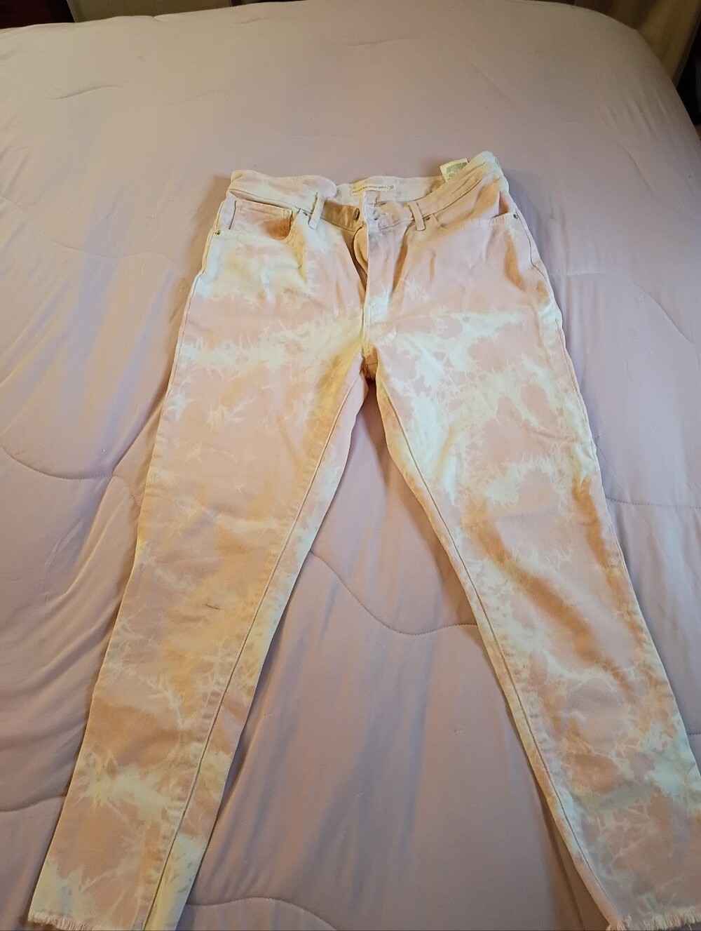 Levi's Pink And White Tie Dye 721 High waisted Skinny Jeans.
